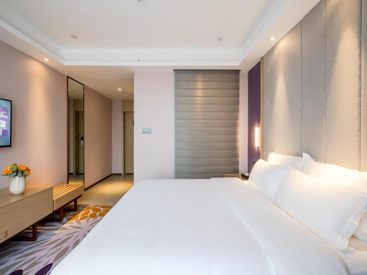 Lavande Hotel Luzhou Wanda Plaza Southwest Commercial City Dış mekan fotoğraf